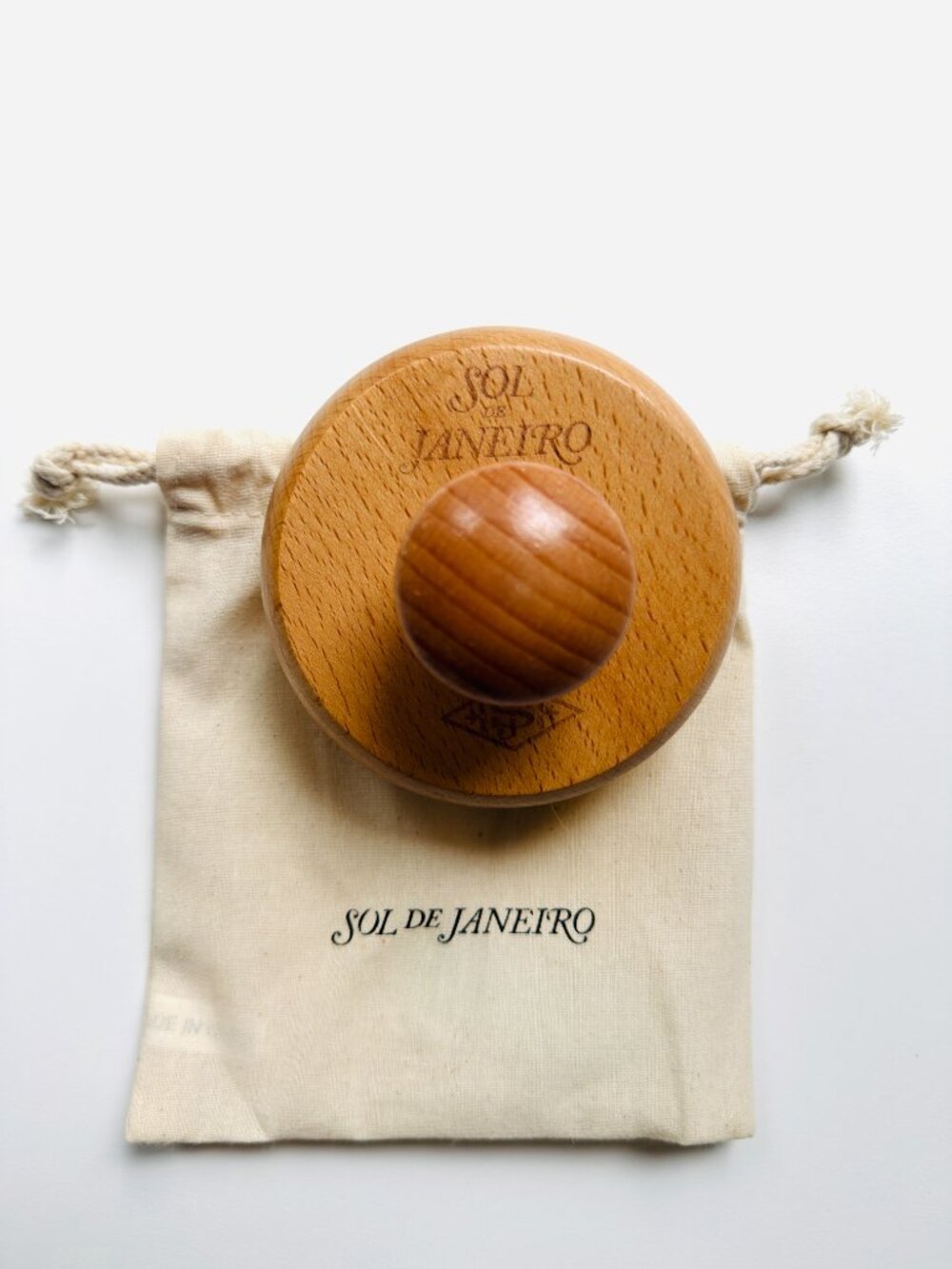 3986 SOL DE JANEIRO DRY BODY BRUSH